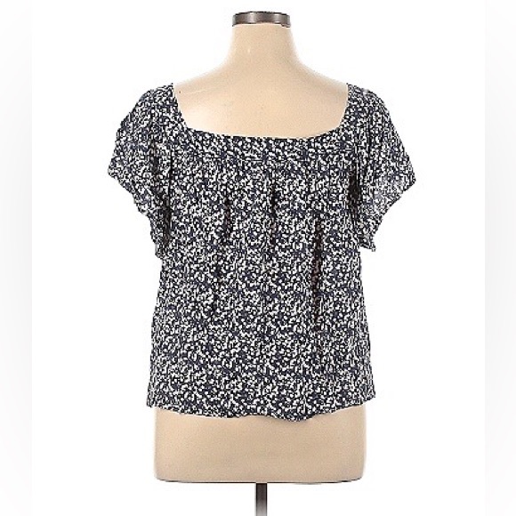 Vince Camuto Steel Blue Floral Short Flounce Sleeve Blouse with Square Neck, XL - Picture 2 of 6